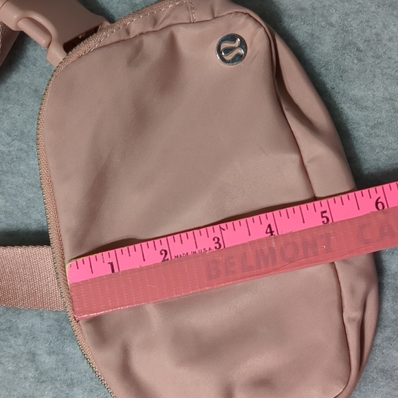 Lululemon Pastel pink original everywhere belt bag And Crossbody Bag - Picture 9 of 12
